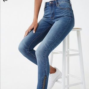 Ankle-Zip Skinny Jeans